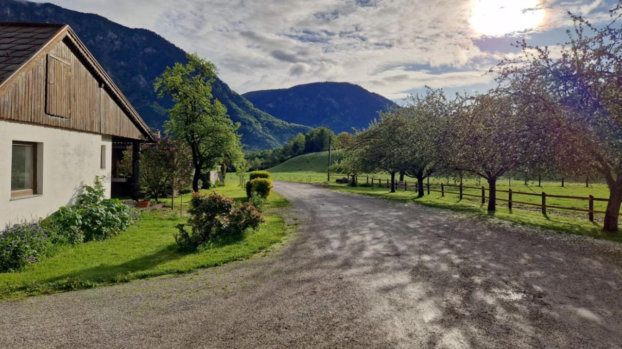 Leo-Hof Appartement Hirschwang Buitenkant foto