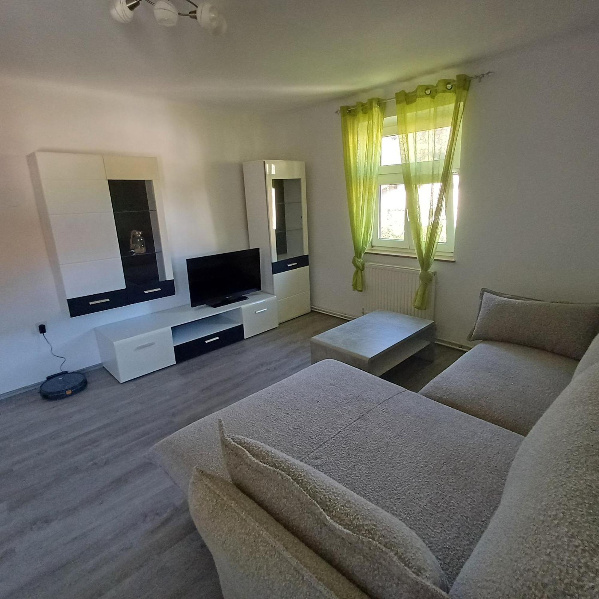 Leo-Hof Appartement Hirschwang Buitenkant foto