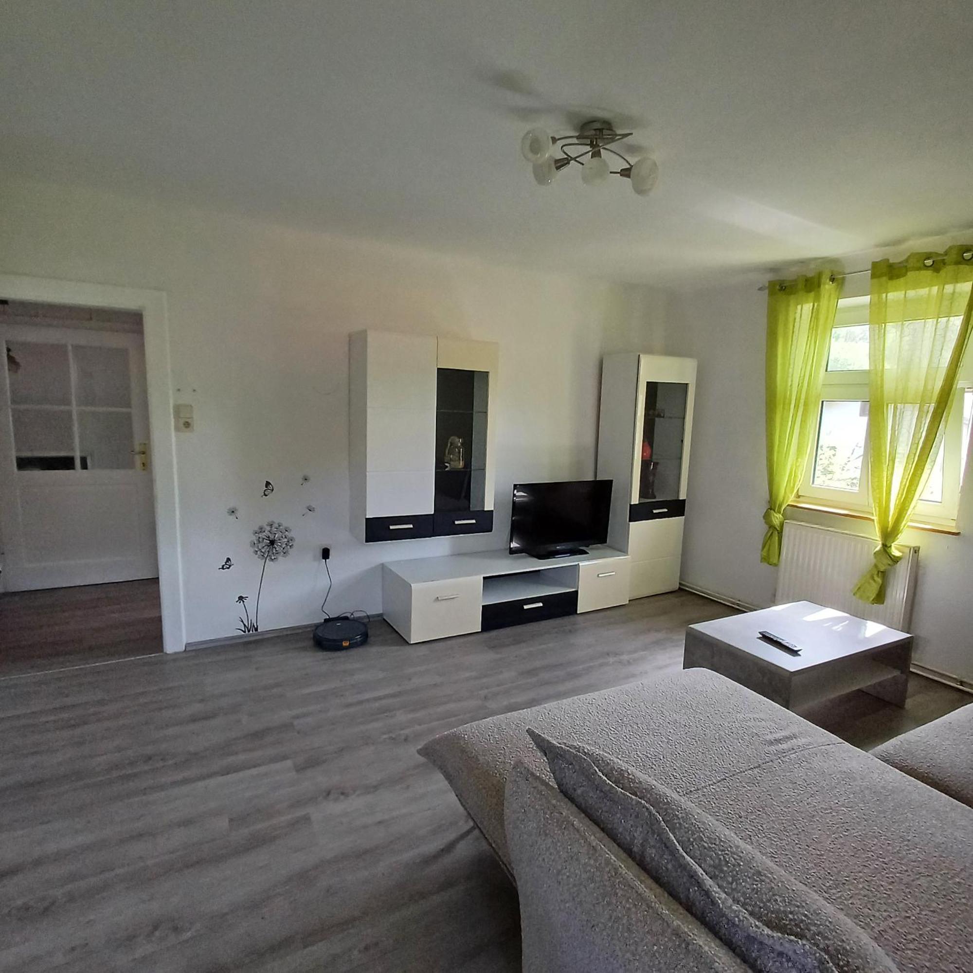 Leo-Hof Appartement Hirschwang Buitenkant foto